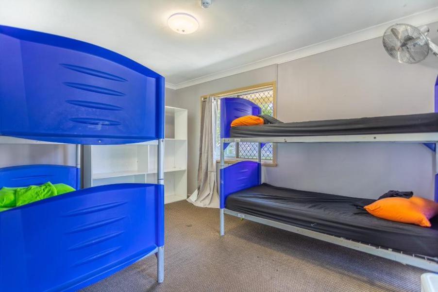 Sleeping Inn Backpackers Resort Gold Coast Dış mekan fotoğraf
